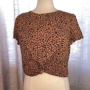 H&M cotton cheetah print tee
